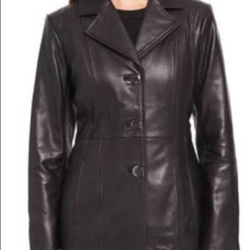 Final$!💸Frenchi Women’s black leather jacket.🔥